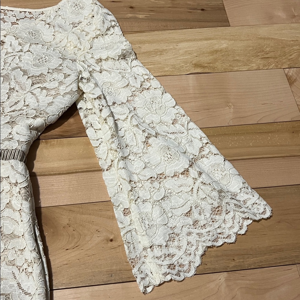 Vince Camuto Cream Lace Dress - Picture 10 of 16